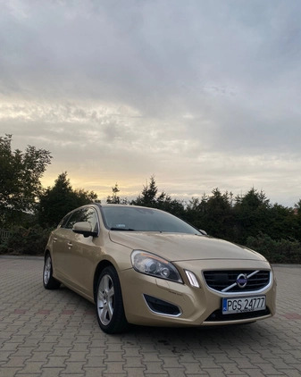 Volvo V60 cena 33700 przebieg: 305123, rok produkcji 2011 z Gdynia małe 121